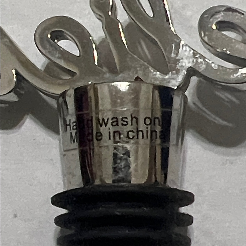 Silver 'Believe' Wine Stopper - Picture 7 of 8